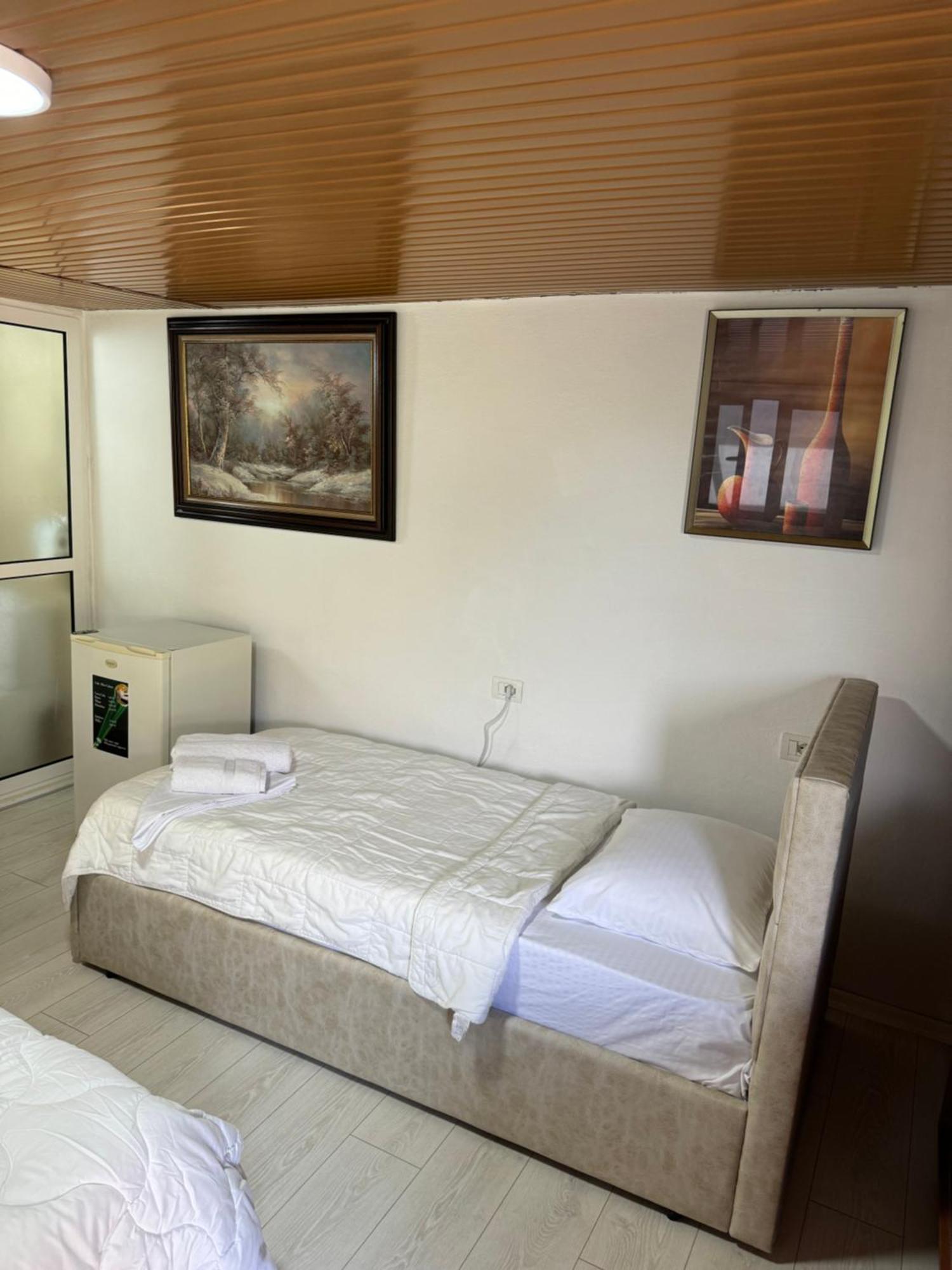 Lake Bliss Cabins Σκόδρα Εξωτερικό φωτογραφία